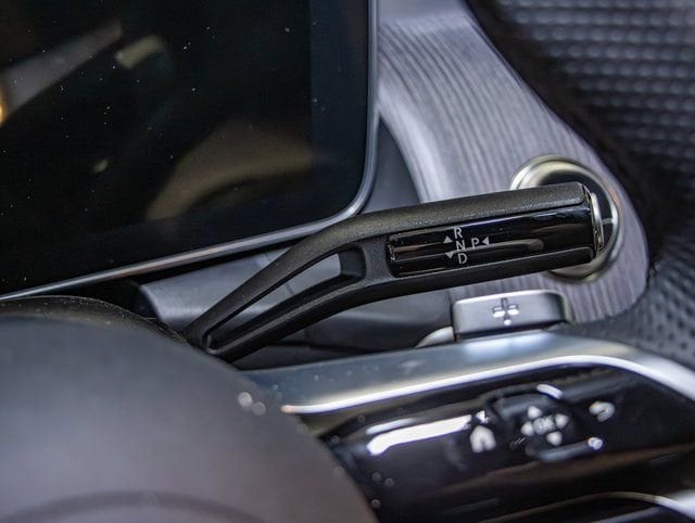 2026 Mercedes-Benz GLC Base - Photo 17