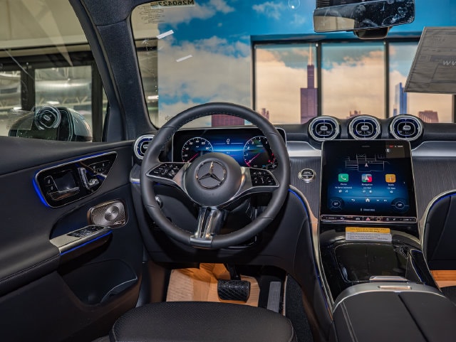 2026 Mercedes-Benz GLC Base - Photo 16
