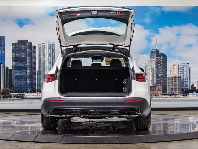 2025 Mercedes-Benz E-Class E450 All-Terrain - Photo 12