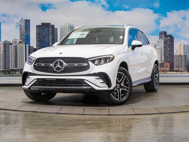 2026 Mercedes Benz GLC 300 4MATIC photo 2