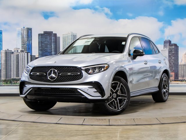 2025 Mercedes Benz GLC 300 4MATIC photo 2