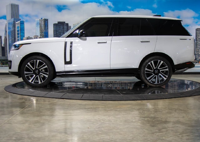 2023 Land Rover Range Rover SE - Photo 6