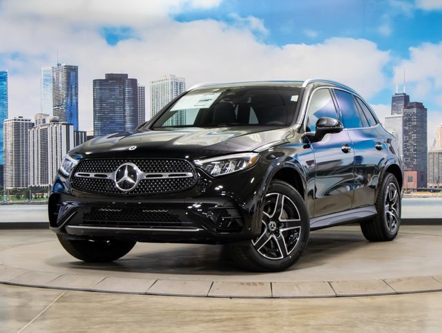 2026 Mercedes Benz GLC 300 4MATIC photo 2
