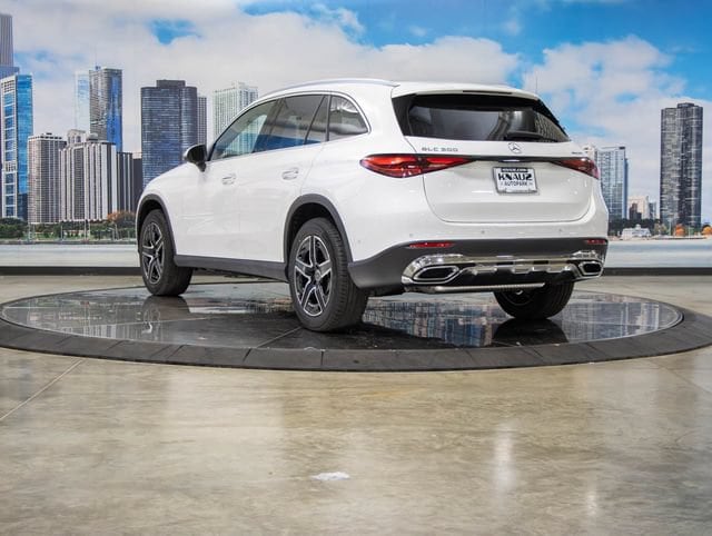 2027 Mercedes-Benz GLC Base - Photo 8