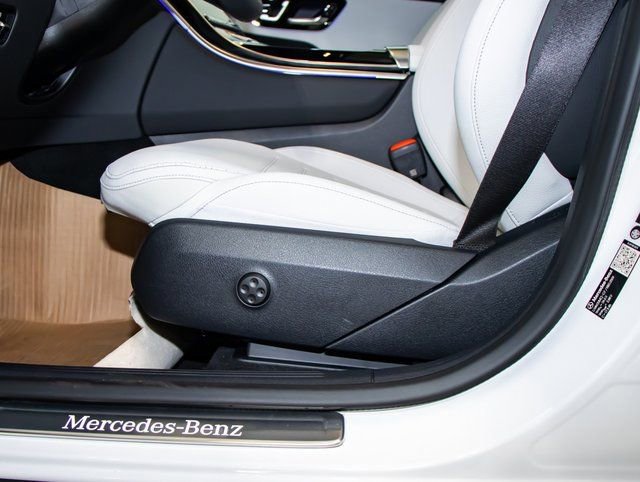 2026 Mercedes-Benz GLC Base - Photo 16