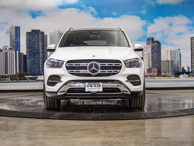 2025 Mercedes Benz GLE 450 4MATIC photo 3