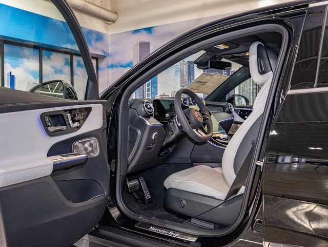 2026 Mercedes-Benz GLC Coupe GLC 300 - Photo 13