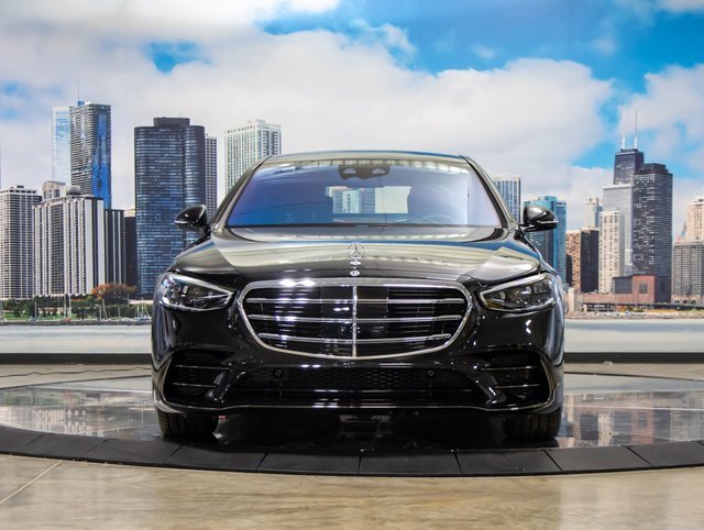 2025 Mercedes Benz S 450 580 4MATIC photo 3