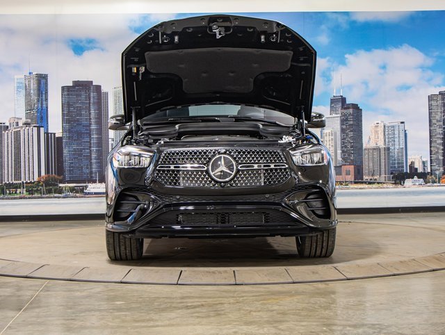 2025 Mercedes Benz GLE 450 4MATIC photo 4