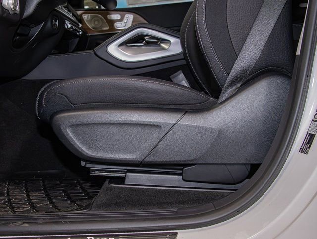 2026 Mercedes-Benz GLS Base - Photo 15