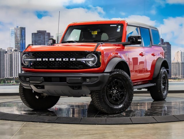 2021 Ford Bronco Wildtrak photo 2