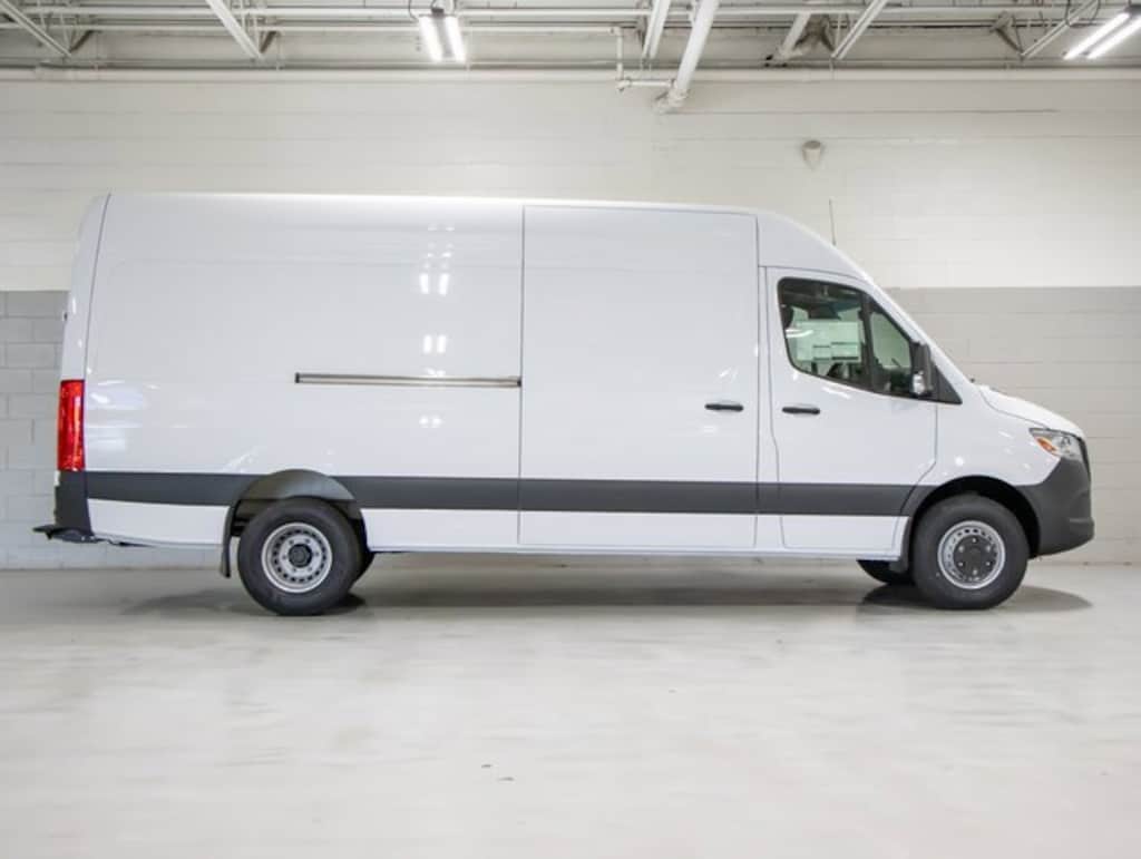 New 2025 Mercedes-Benz Sprinter 4500 Cargo Van 170 in. WB Cargo Van