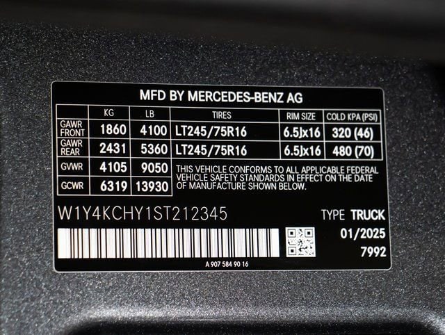 2025 Mercedes-Benz Sprinter Cargo Van Base - Photo 7