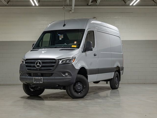 2024 Mercedes-Benz Sprinter 2500 144 WB 4x4's photo