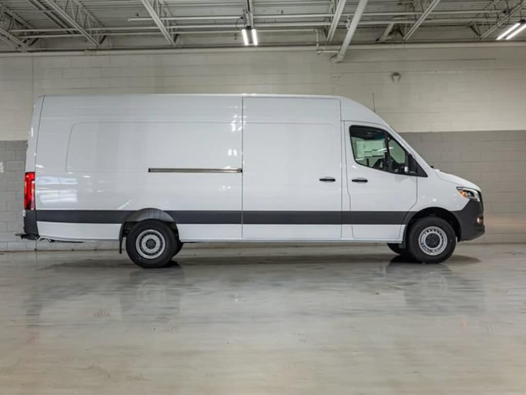 New 2026 Mercedes-Benz Sprinter 3500 High Roof 4-Cyl Diesel HO Van Extended Cargo Van