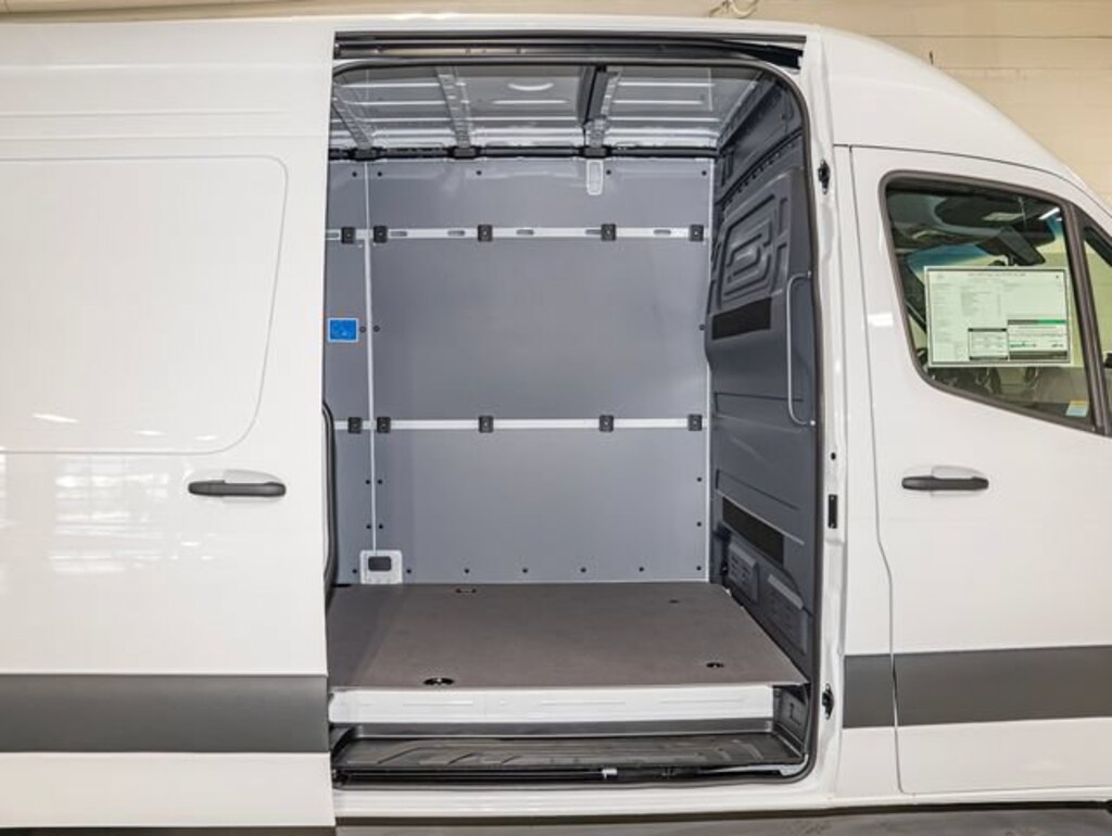 New 2026 Mercedes-Benz Sprinter 2500 High Roof 4-Cyl Diesel HO Van Extended Cargo Van