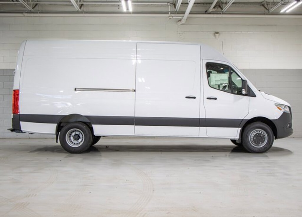 New 2025 Mercedes-Benz Sprinter 4500 Cargo Van 170 in. WB Cargo Van