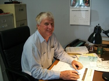 Staff member Ron Knippen from ID_89aed7d09069