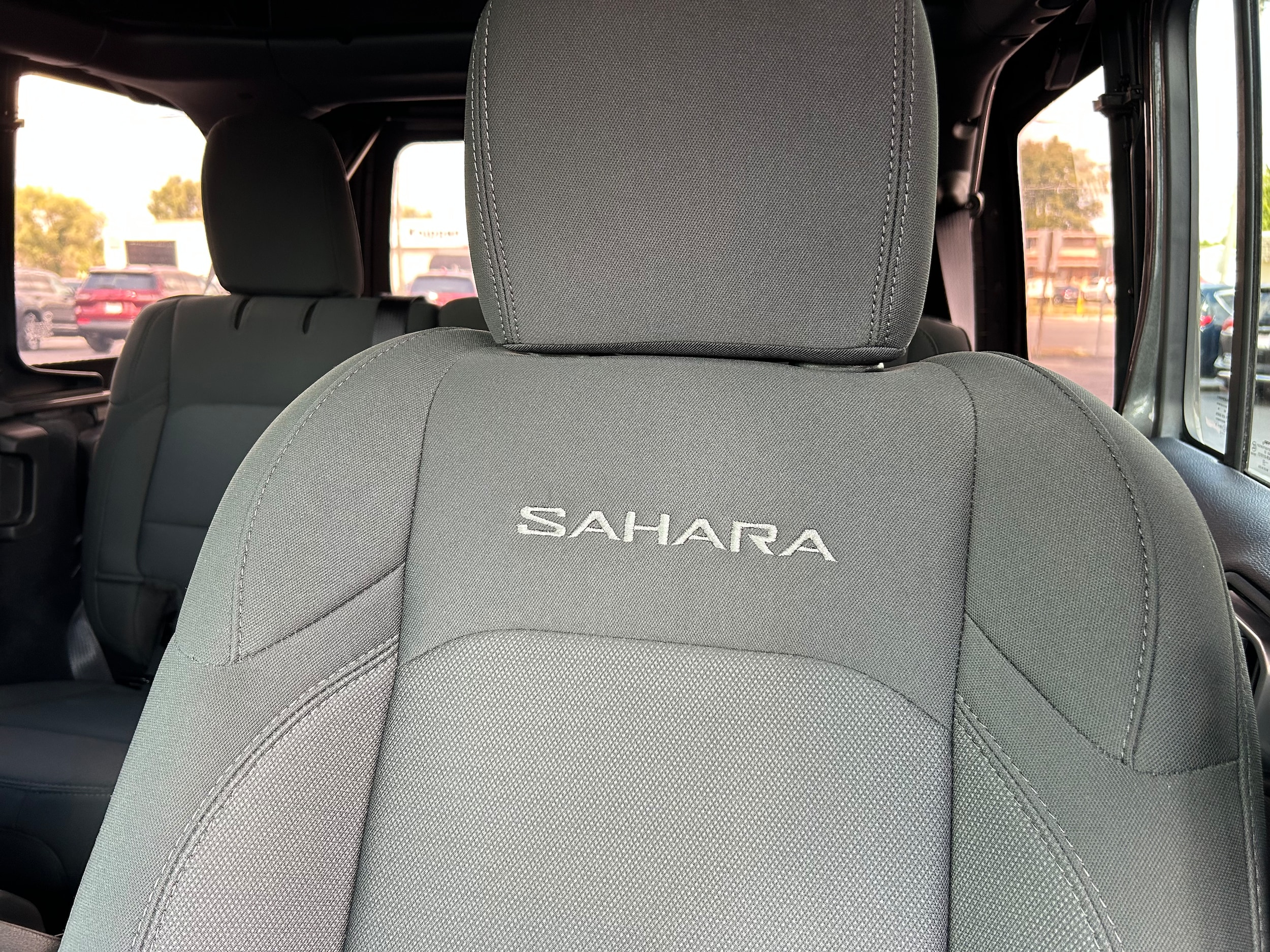 2022 Jeep Wrangler Unlimited Sahara - Photo 15