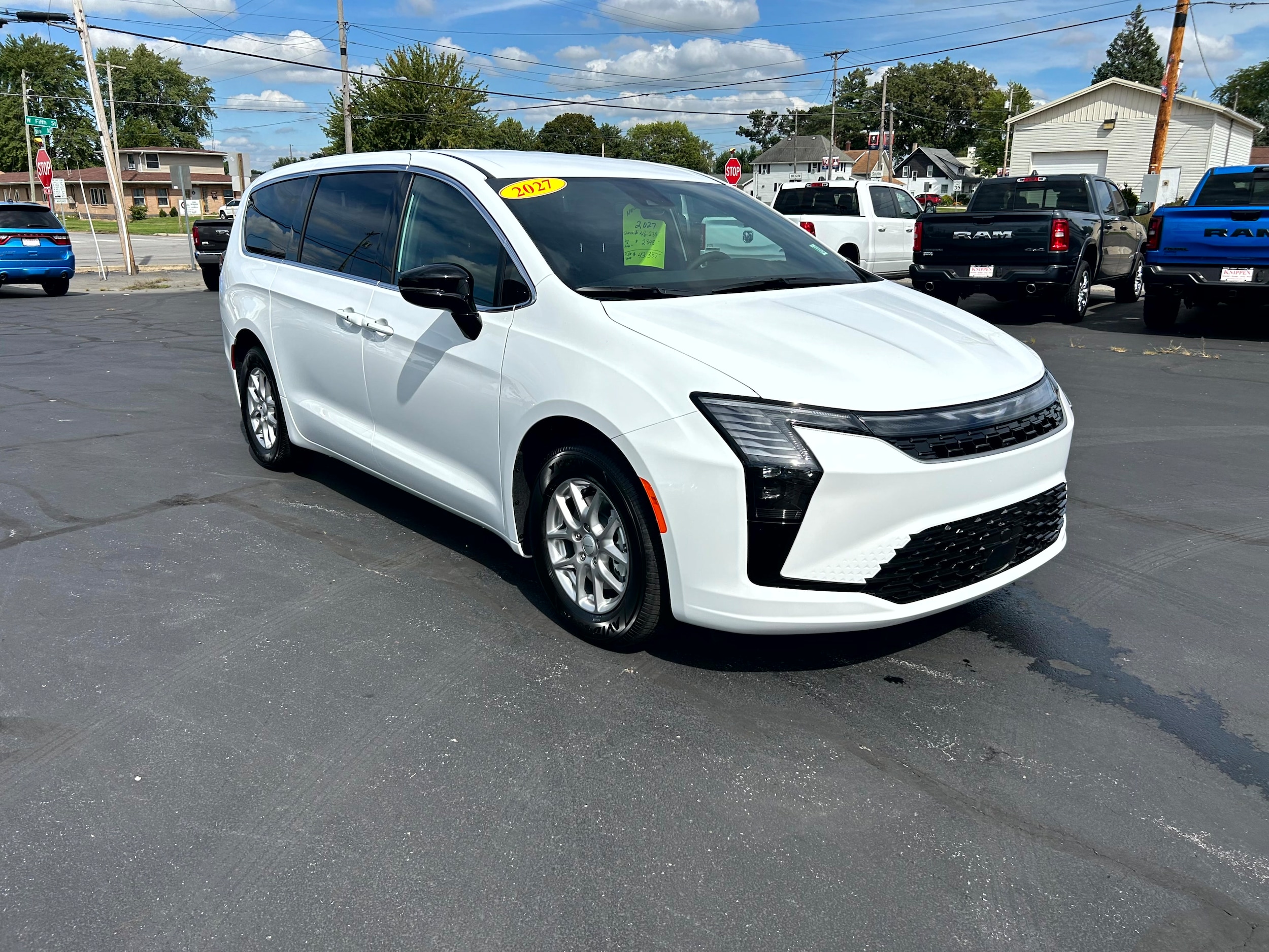 2027 Chrysler Pacifica
