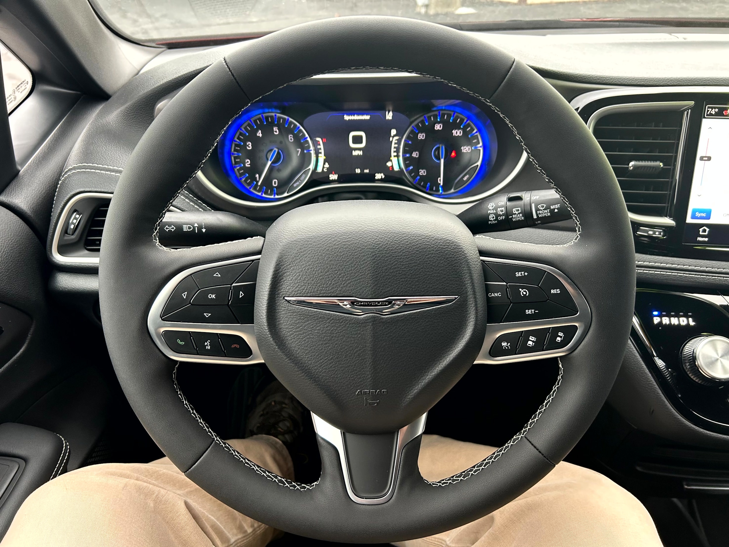 2026 Chrysler Pacifica Select - Photo 13