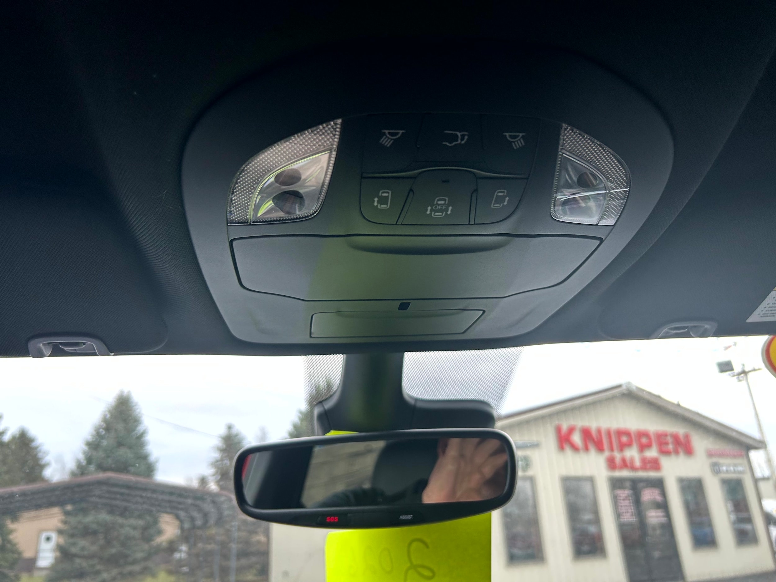 2026 Chrysler Pacifica Select - Photo 21