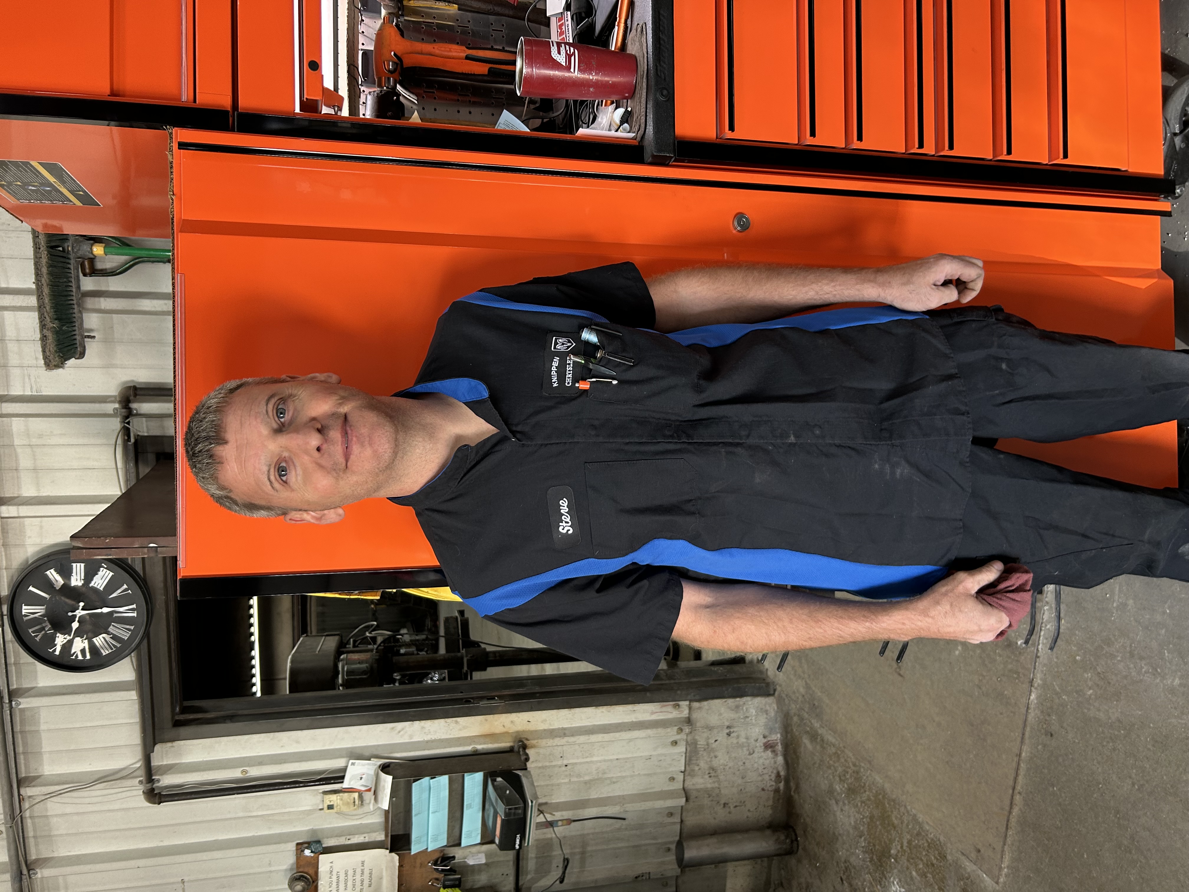 Staff member Steve Peters from ID_b01d51efa291