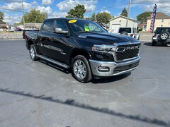 2026 Ram 1500 BIG HORN CREW CAB 4X4 5'7 BOX Pickup