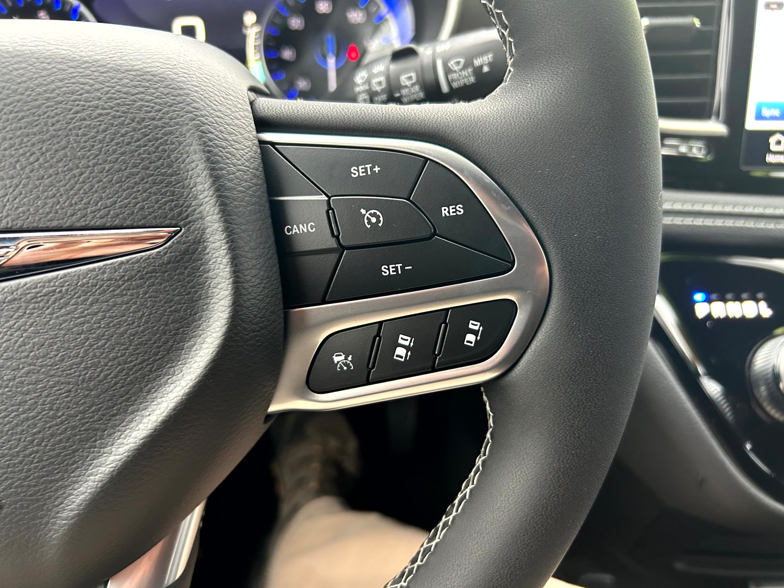 2026 Chrysler Pacifica Select - Photo 16