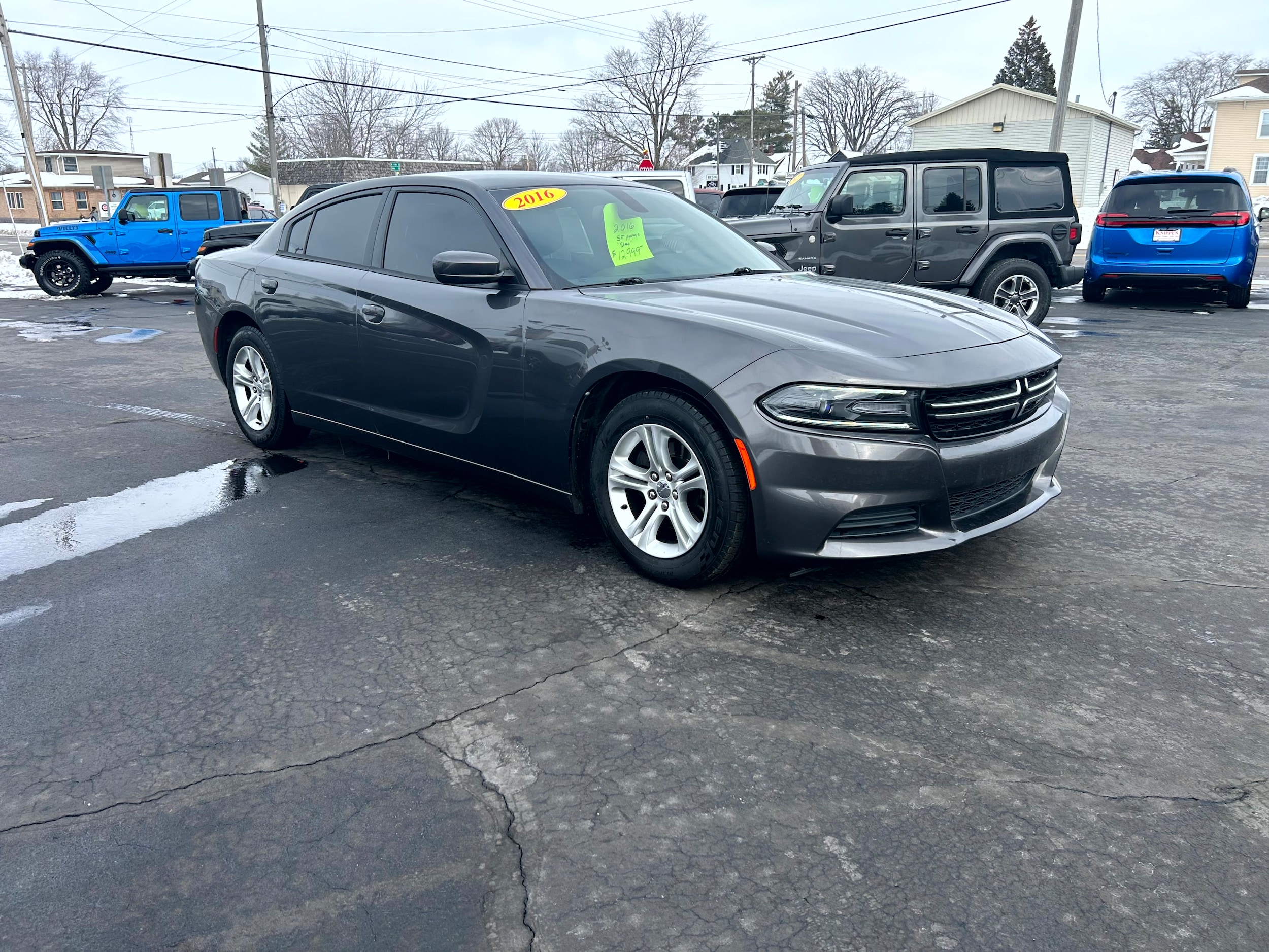 2016 Dodge Charger SE
