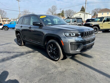 2026 Jeep Grand Cherokee LAREDO ALTITUDE 4X4 Sport Utility