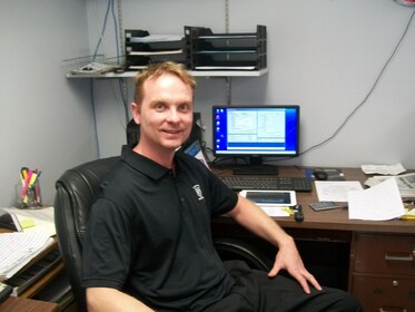 Staff member Mike Knippen from ID_89aed7d09069