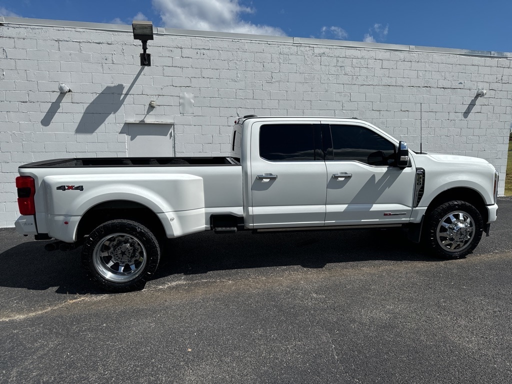 Used 2024 Ford F-350 Super Duty Limited with VIN 1FT8W3DM6RED98668 for sale in Radcliff, KY