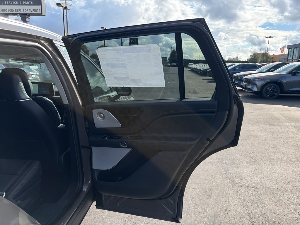2026 Lincoln Aviator Reserve - Photo 17