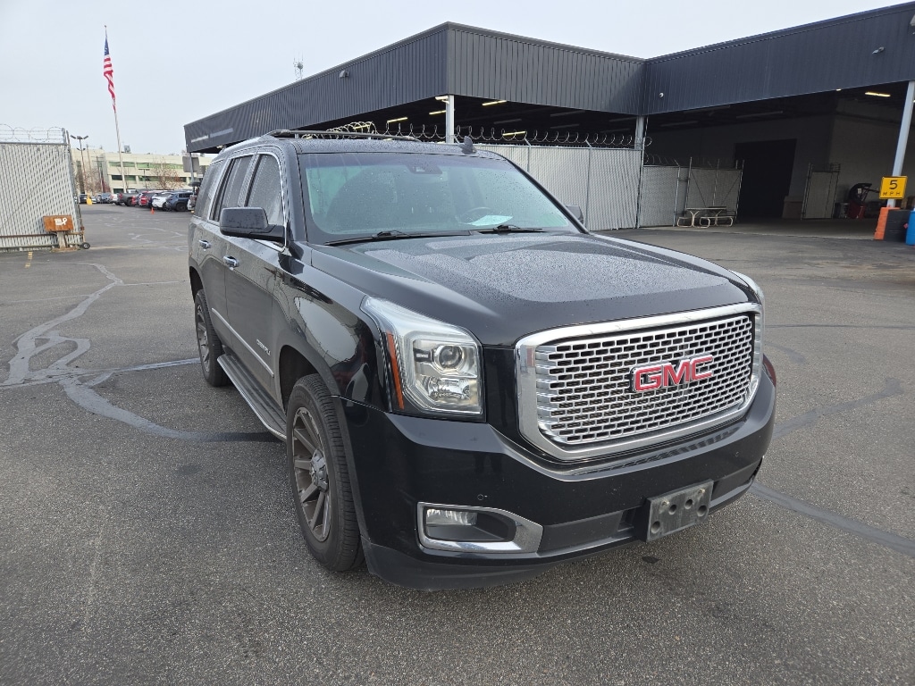 2016 GMC Yukon Denali's photo