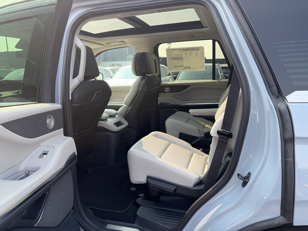 2026 Lincoln Navigator Reserve - Photo 13