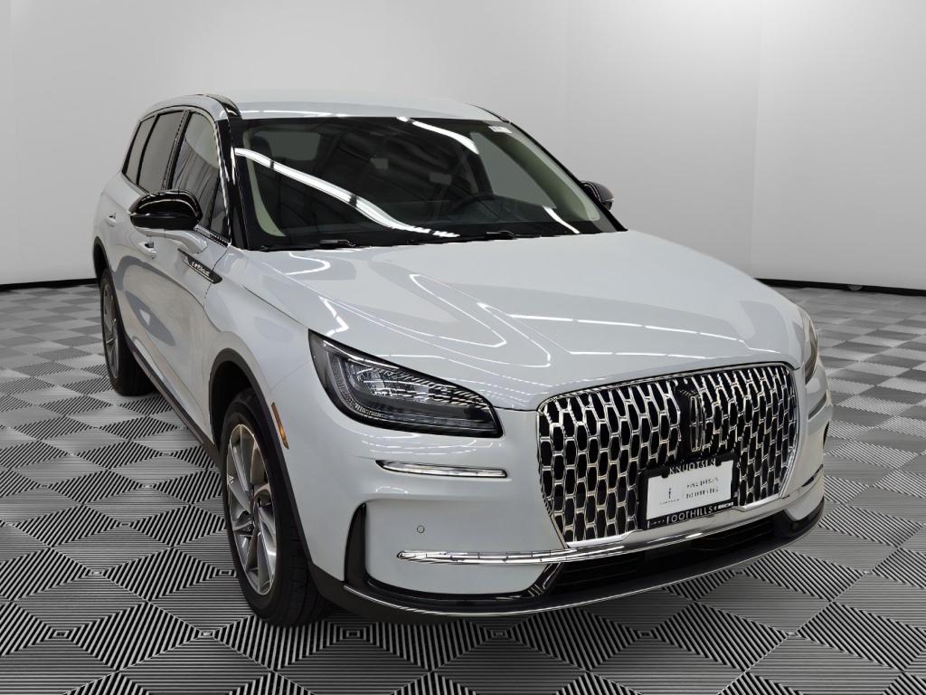 2025 Lincoln Corsair Premiere's photo