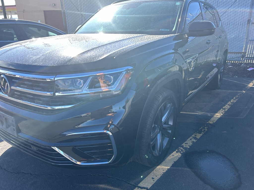 Used 2021 Volkswagen Atlas 3.6L V6 SE w/Technology R-Line Sport Utility