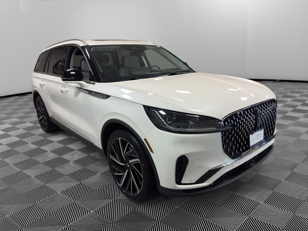 2026 Lincoln Aviator Reserve's photo
