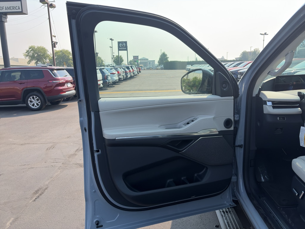 2026 Lincoln Navigator Reserve - Photo 10