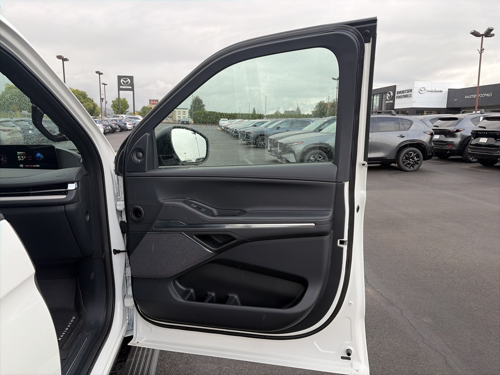 2026 Lincoln Navigator Reserve - Photo 17