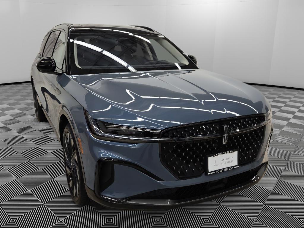 2026 Lincoln Nautilus Reserve's photo