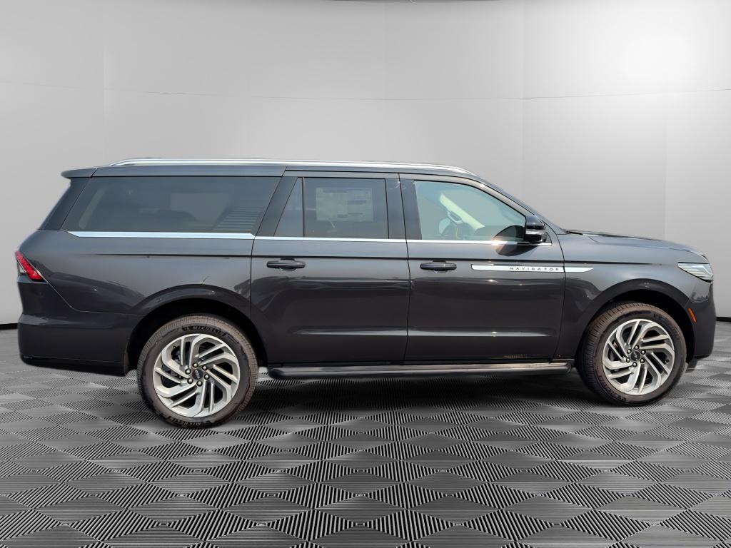 2026 Lincoln Navigator Premiere L - Photo 8