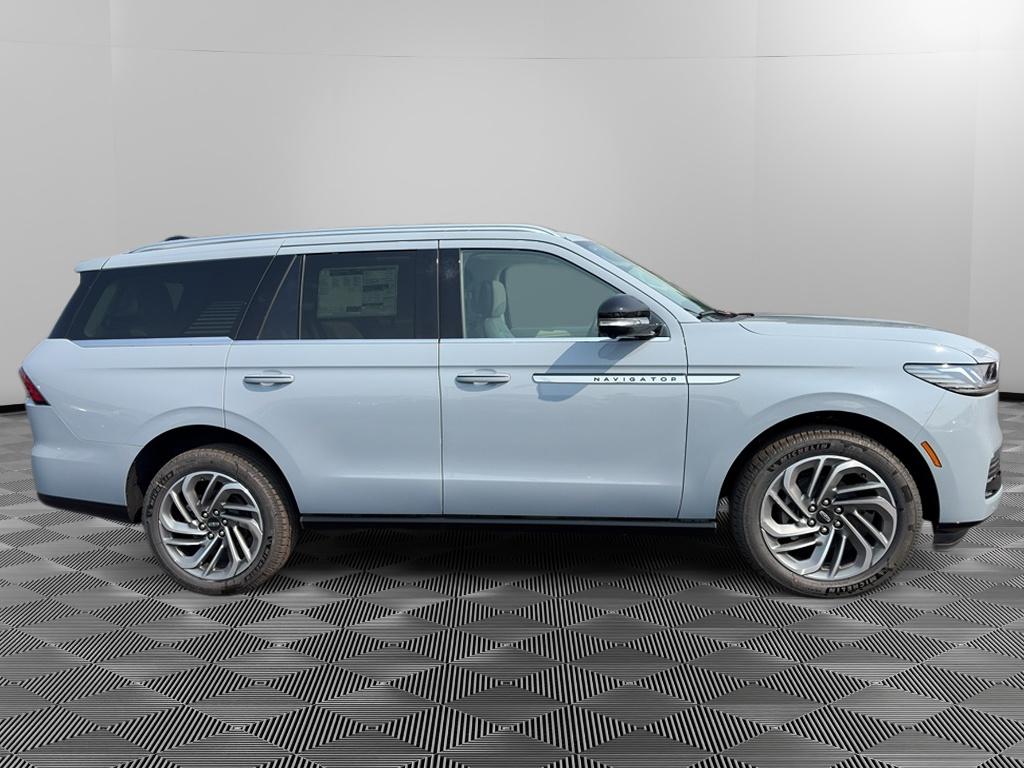 2026 Lincoln Navigator Reserve - Photo 8