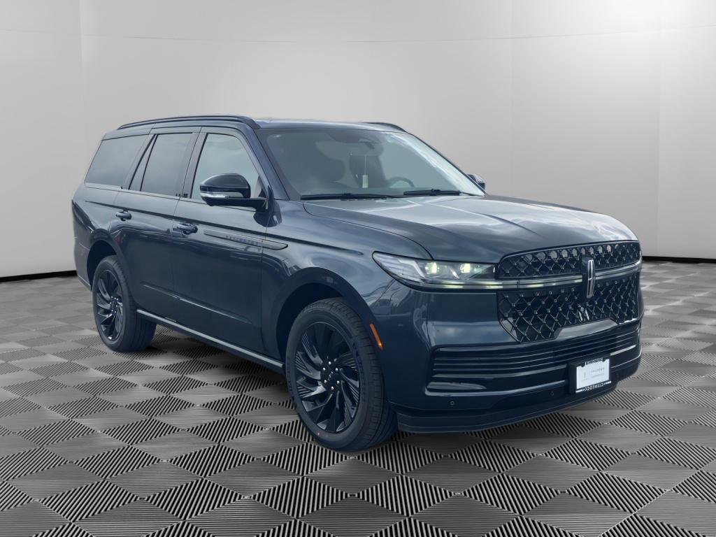2026 Lincoln Navigator Reserve 4WD's photo