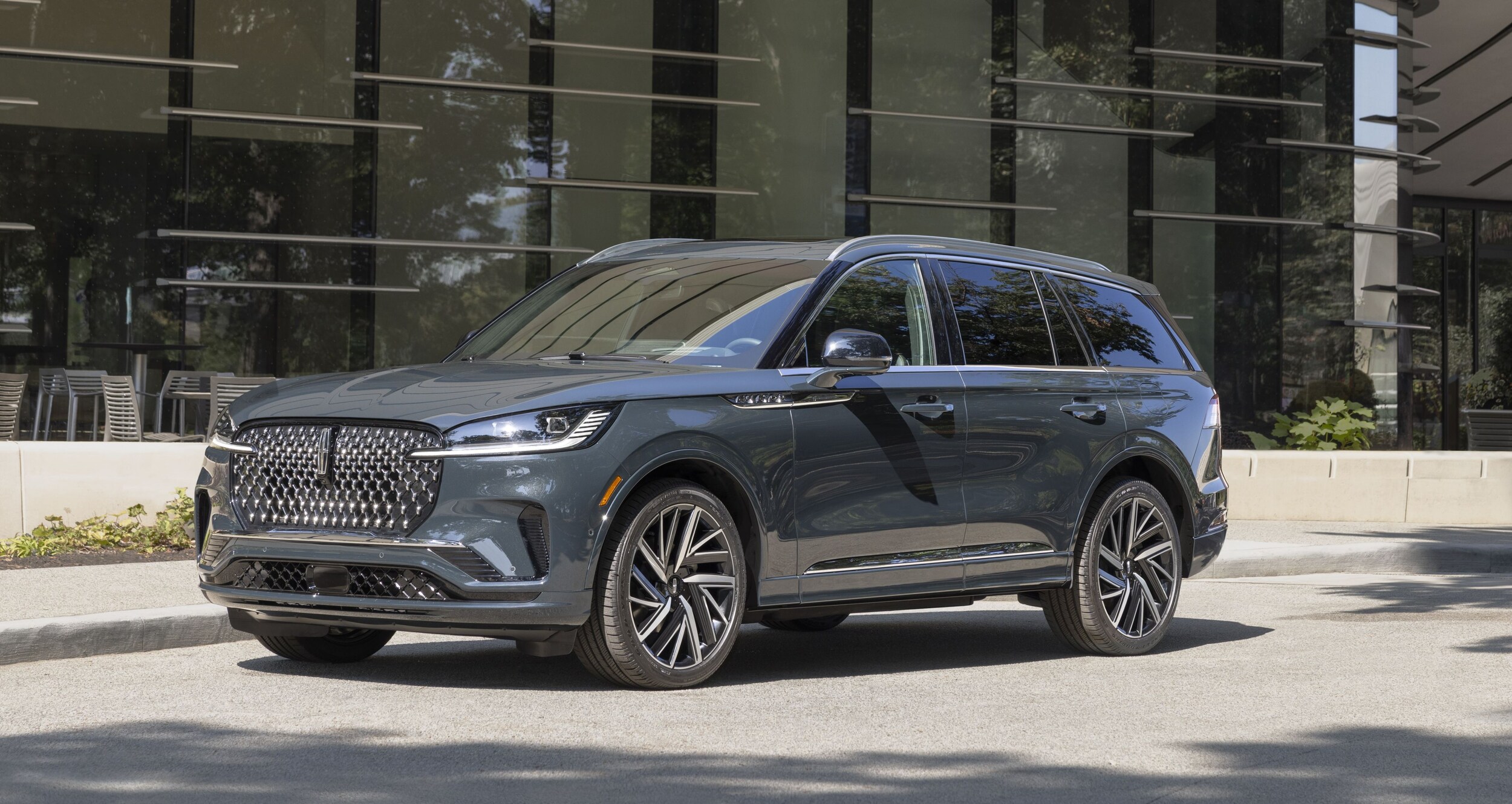 2024 Lincoln Aviator