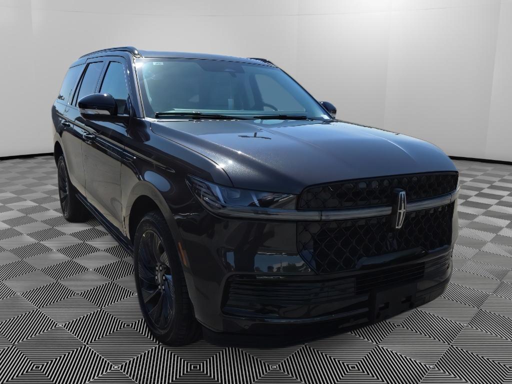 2026 Lincoln Navigator Reserve 4WD's photo