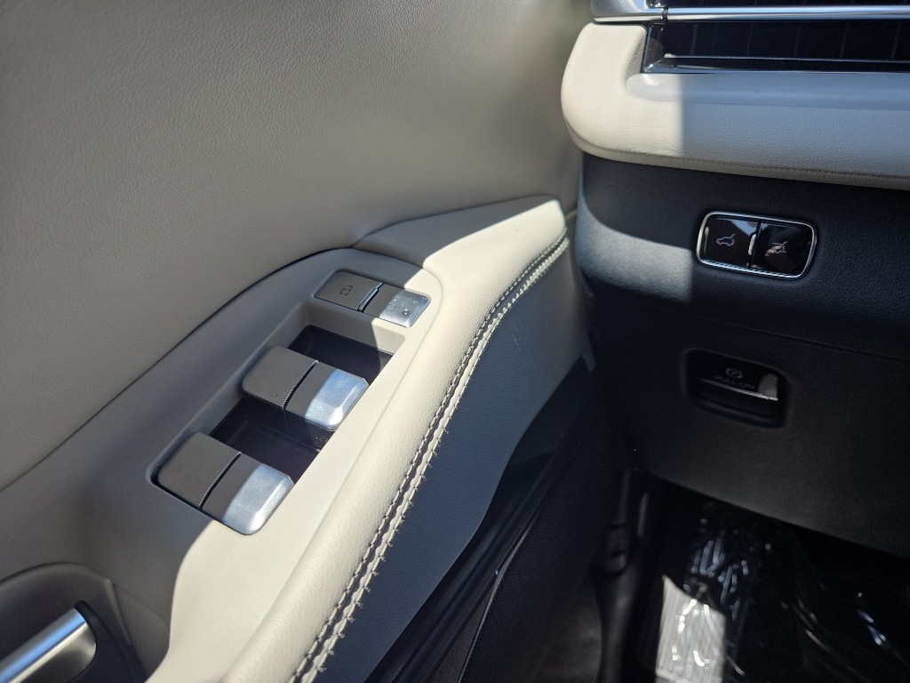 2026 Lincoln Navigator Reserve - Photo 23