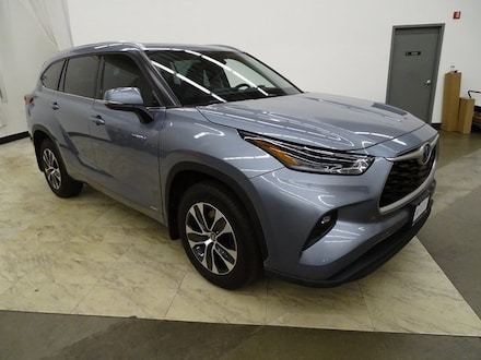 2021 Toyota Highlander Hybrid Hybrid XLE SUV