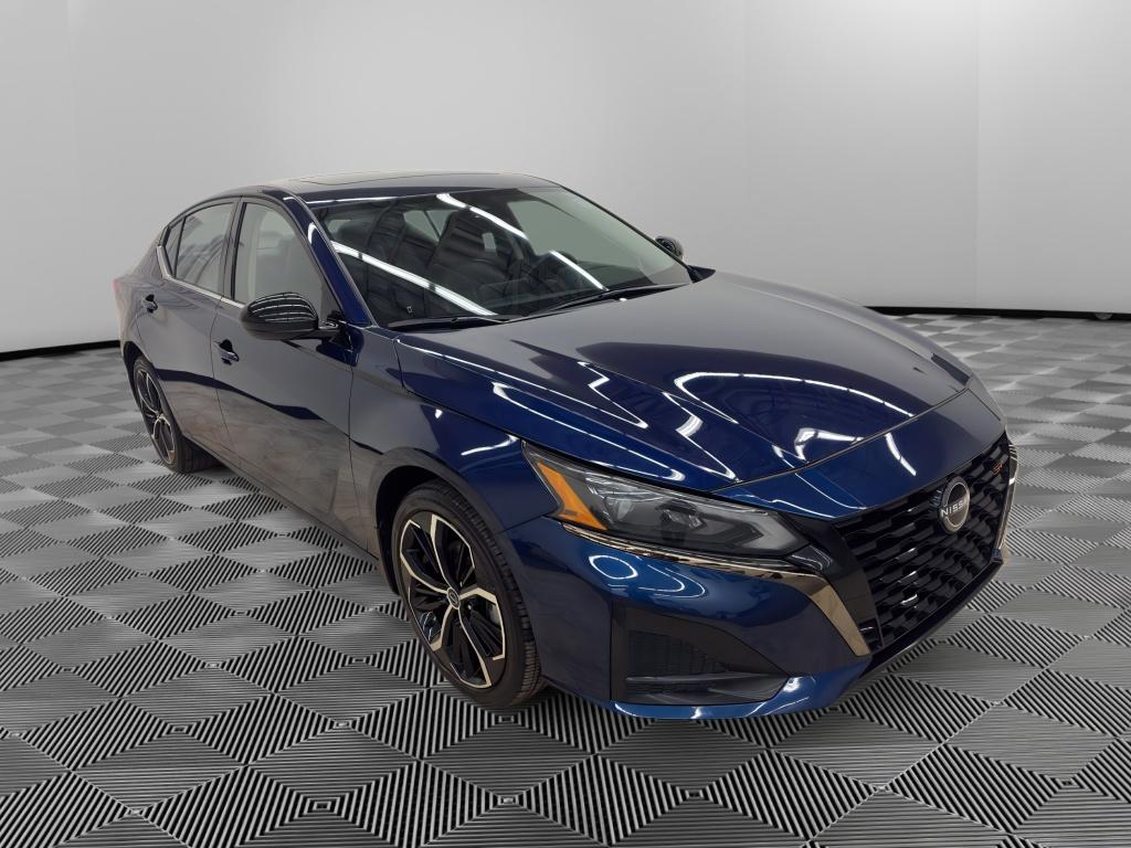 2024 Nissan Altima SR